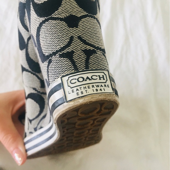 COACH Wedge Heels Sweetie Canvas Signature Emblem Bows Size 6.5M - Picture 6 of 16